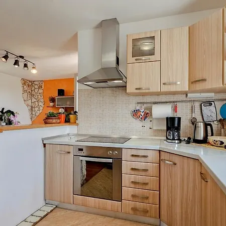 Ezia * Novigrad Istria