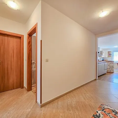 Ezia Novigrad Istria