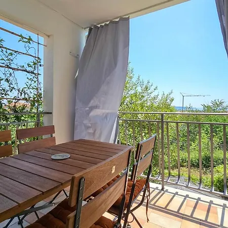 Apartment Ezia *