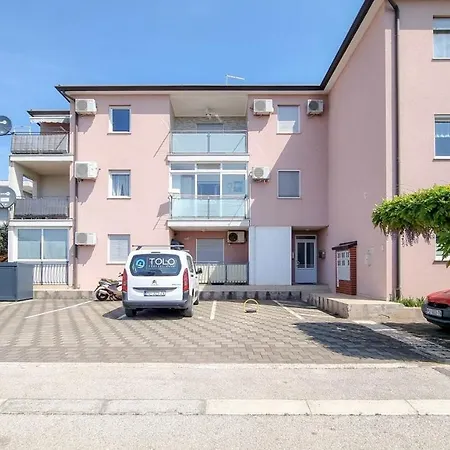 Lägenhet Ezia Novigrad Istria